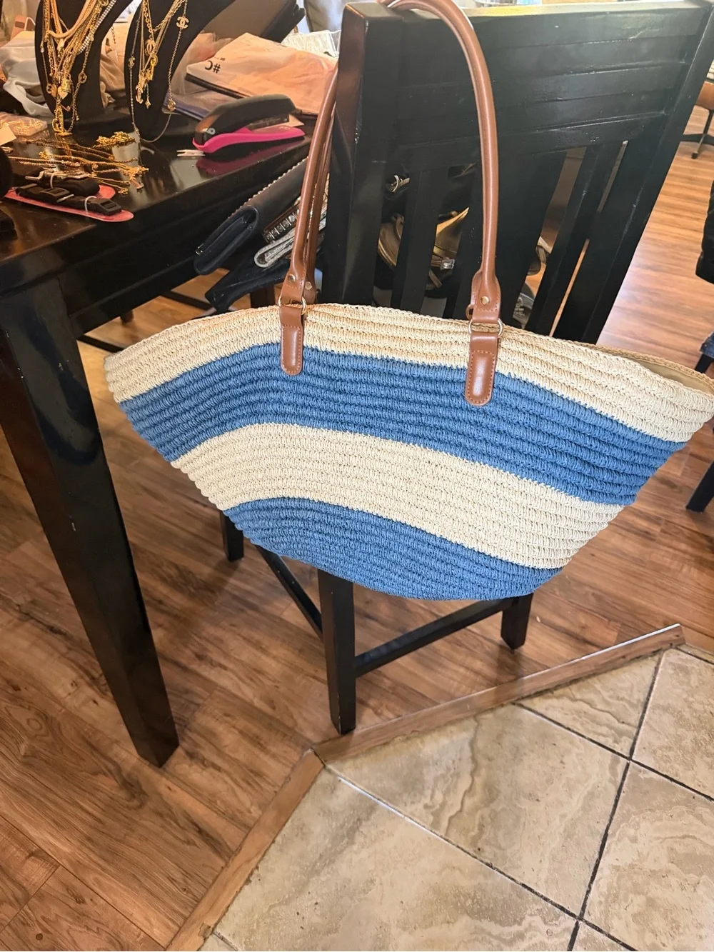 Tommy Bahama Blue & Cream Striped Raffia Tote - Beach / Pool bag- super cute!